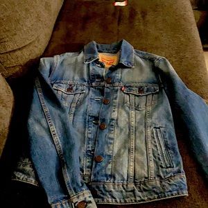 Levi’s women’s denim jacket